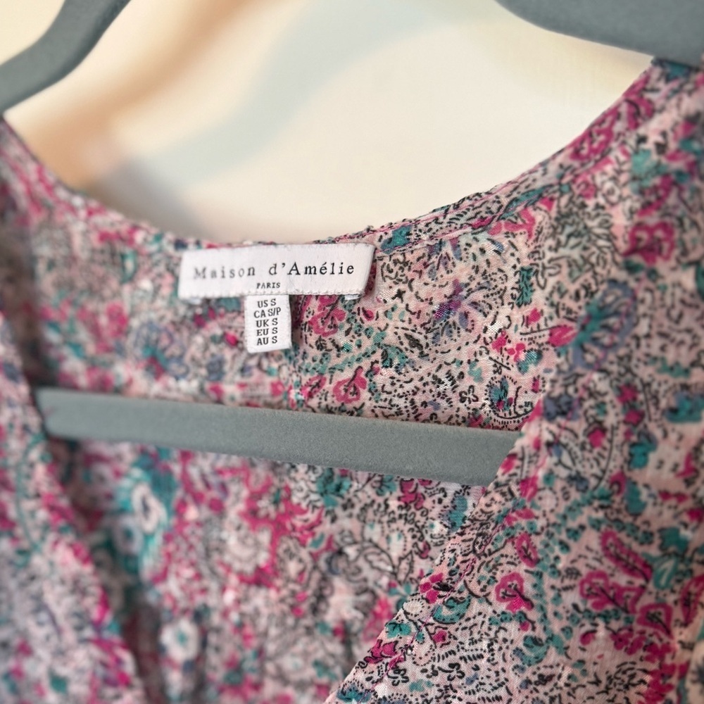 Madison d’ Amelie Anthropologie Floral Paisley Smocked Blouse Top- Size Small - Picture 4 of 7
